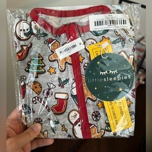 Little sleepies Christmas pajamas 3-6m
